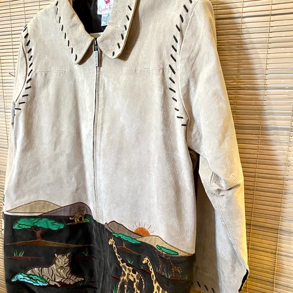 Quacker Factory leather jacket, safari themed full zipper. - Picture 13 of 16